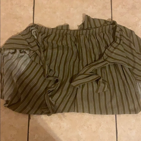 2 piece gaucho set with slits on each side - Picture 3 of 6